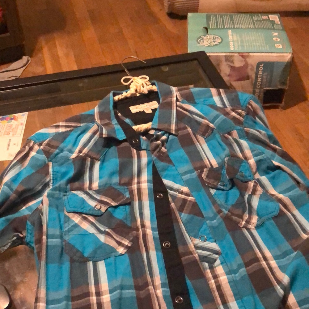 Unisex plaid tee